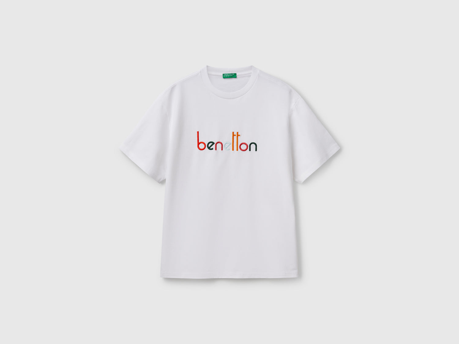 T-shirt over fit con ricamo logo da uomo bianco | Benetton Outlet