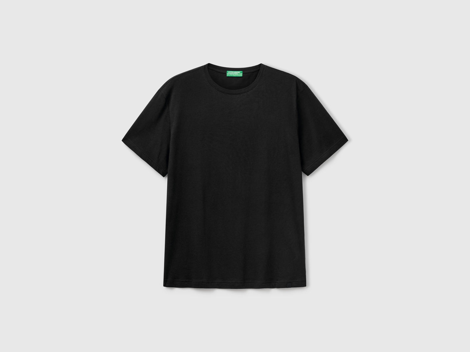 Maglietta in jersey leggero da uomo nero | Benetton Outlet