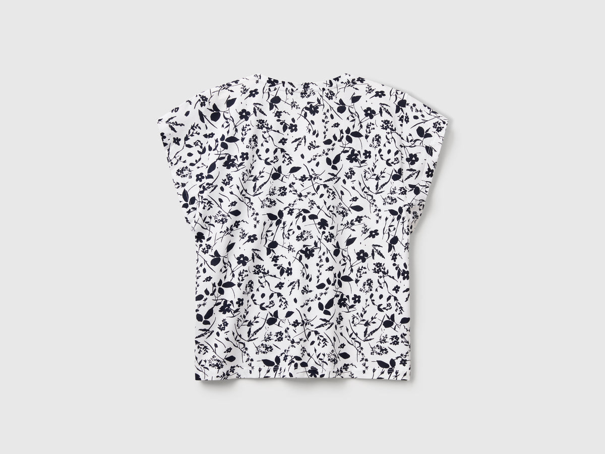Maglietta con stampa fiori