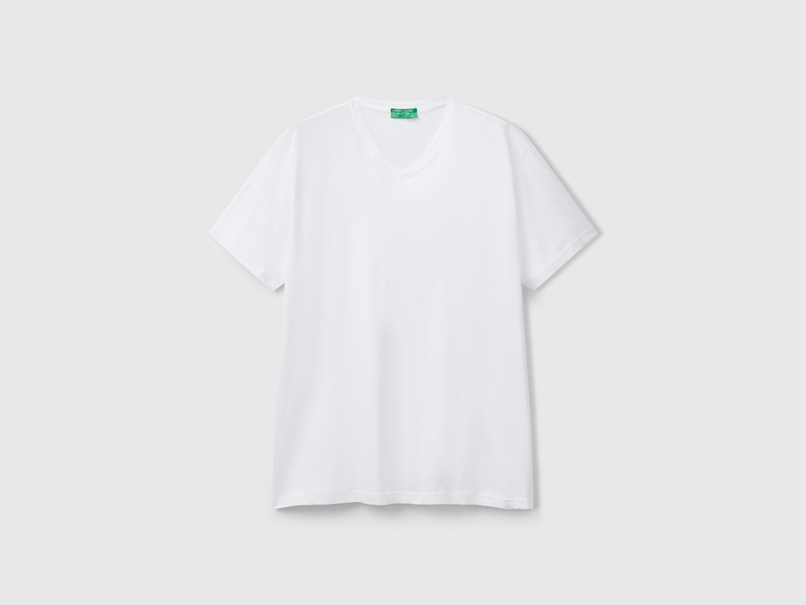 T-shirt in cotone a fibra lunga da uomo bianco | Benetton Outlet