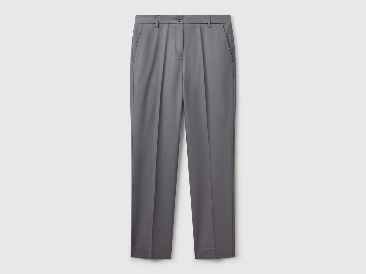 Stretch cotton chinos