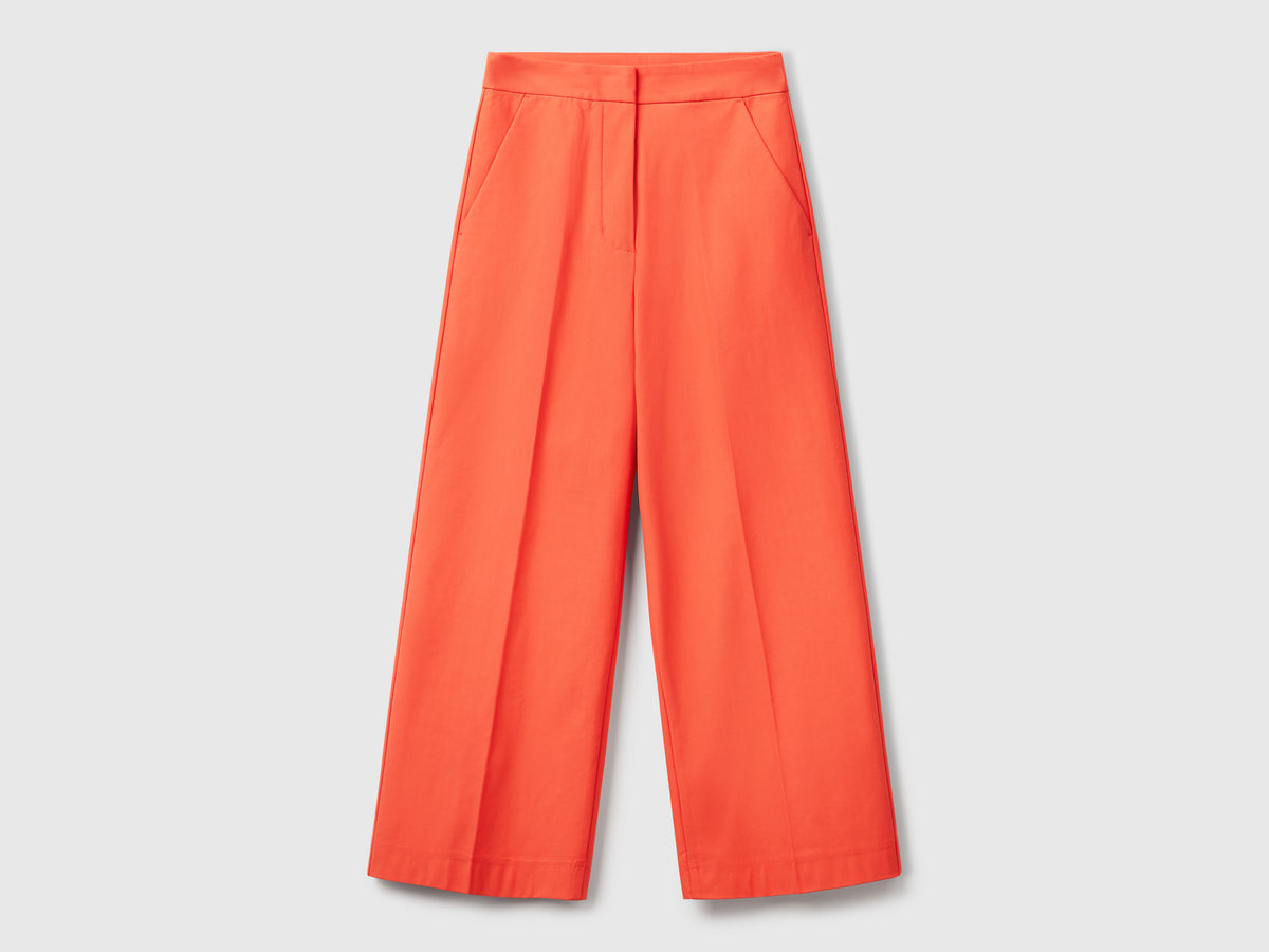 Pantaloni cropped a vita alta