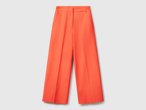 Pantaloni cropped a vita alta
