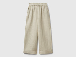 Wide leg trousers
