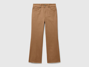Pantalones cropped de cinco bolsillos