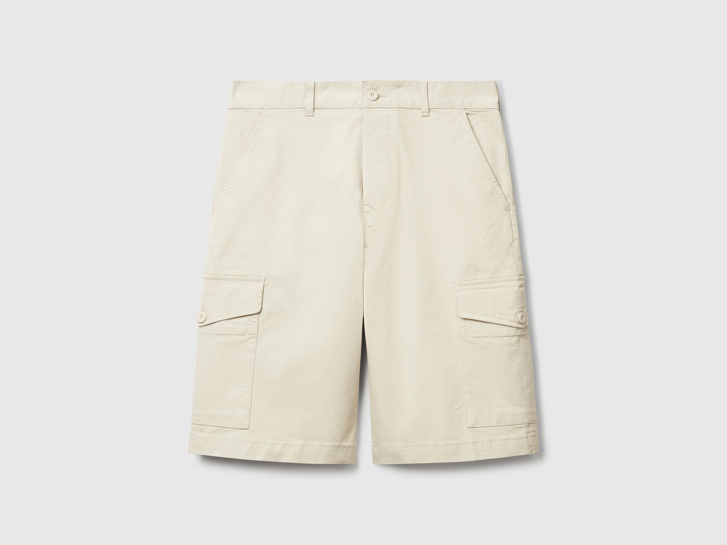 Bermuda cargo in puro cotone da uomo beige | Benetton Outlet
