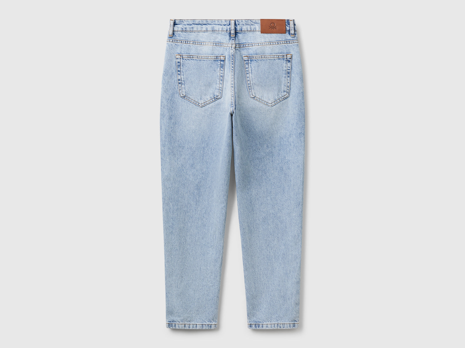 Jeans mom fit da donna celeste 2 | Benetton Outlet
