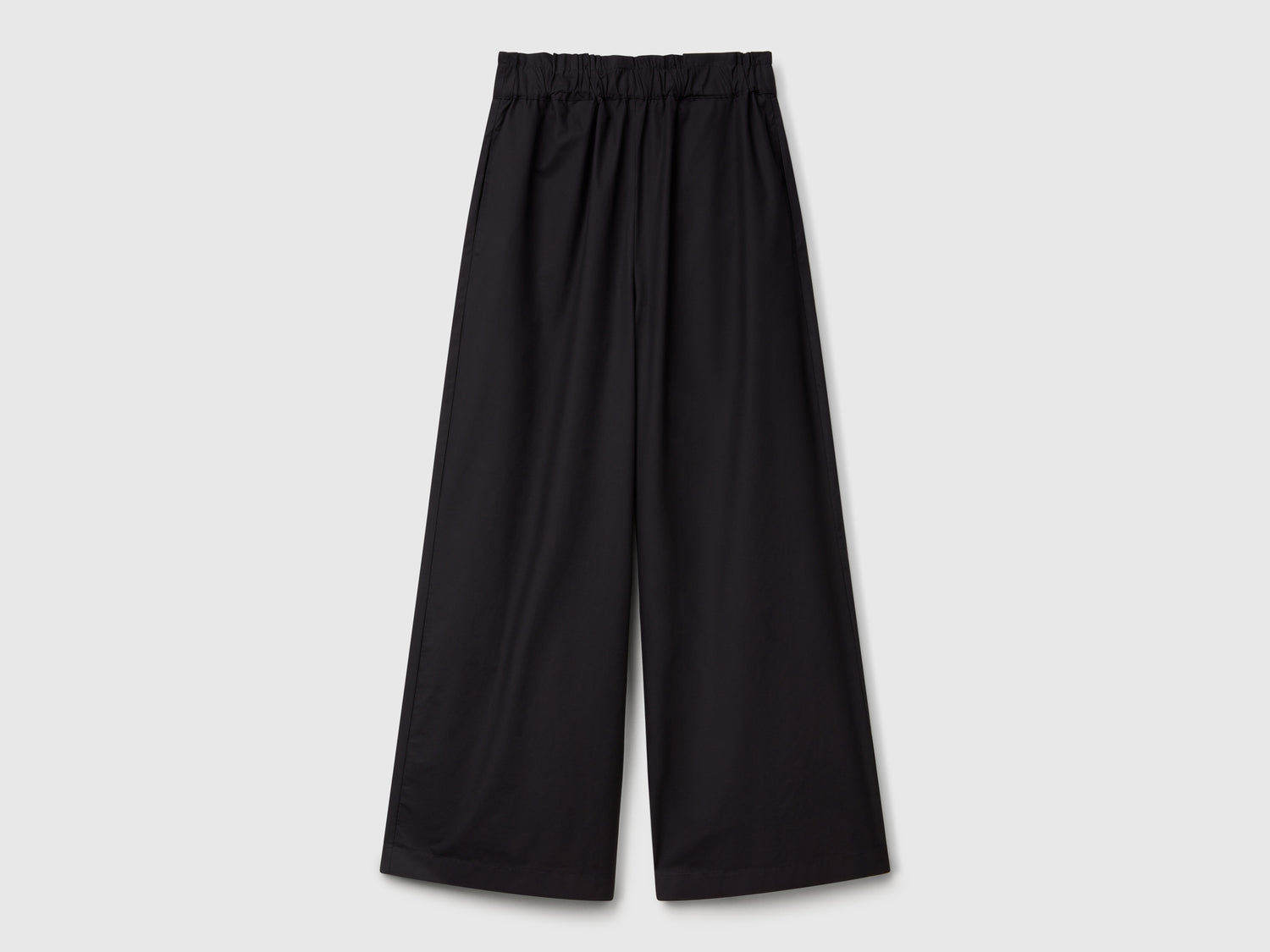 Pantaloni leggeri con gamba ampia da donna nero | Benetton Outlet