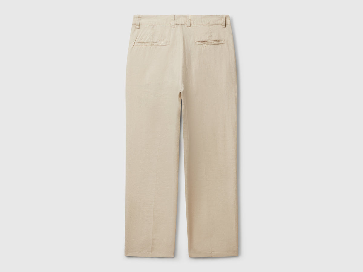 Chino in puro lino