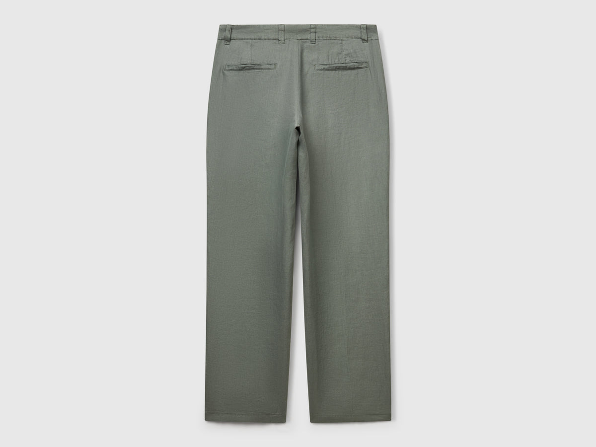 Chino in puro lino