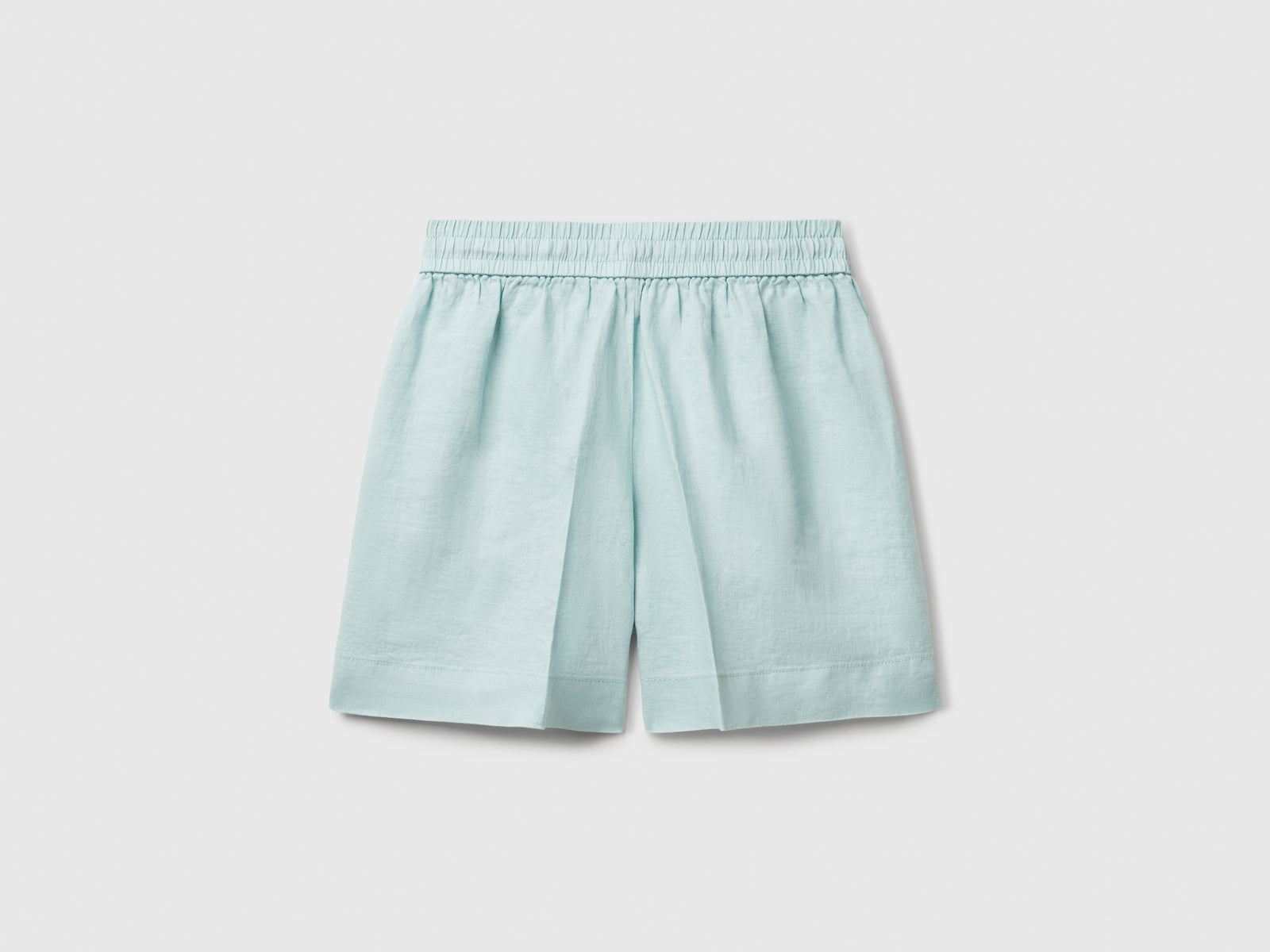 Shorts in puro lino con coulisse da donna verde acqua 2 | Benetton Outlet