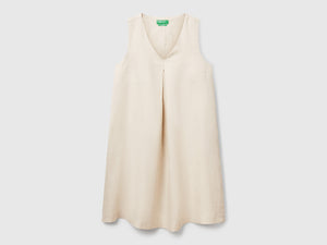 Vestito smanicato in puro lino