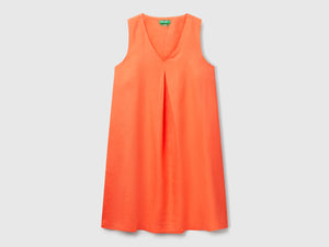 Vestito smanicato in puro lino