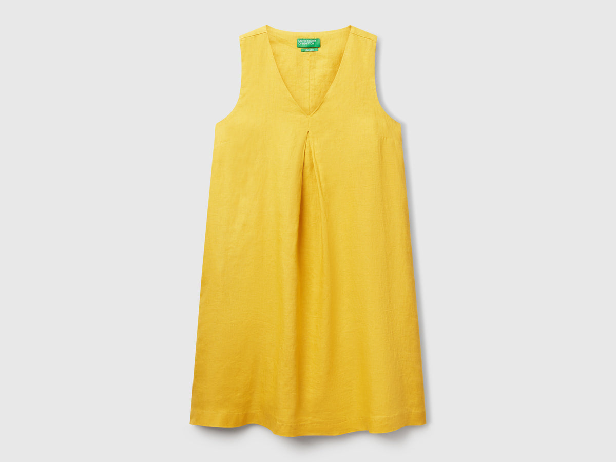 Vestito smanicato in puro lino