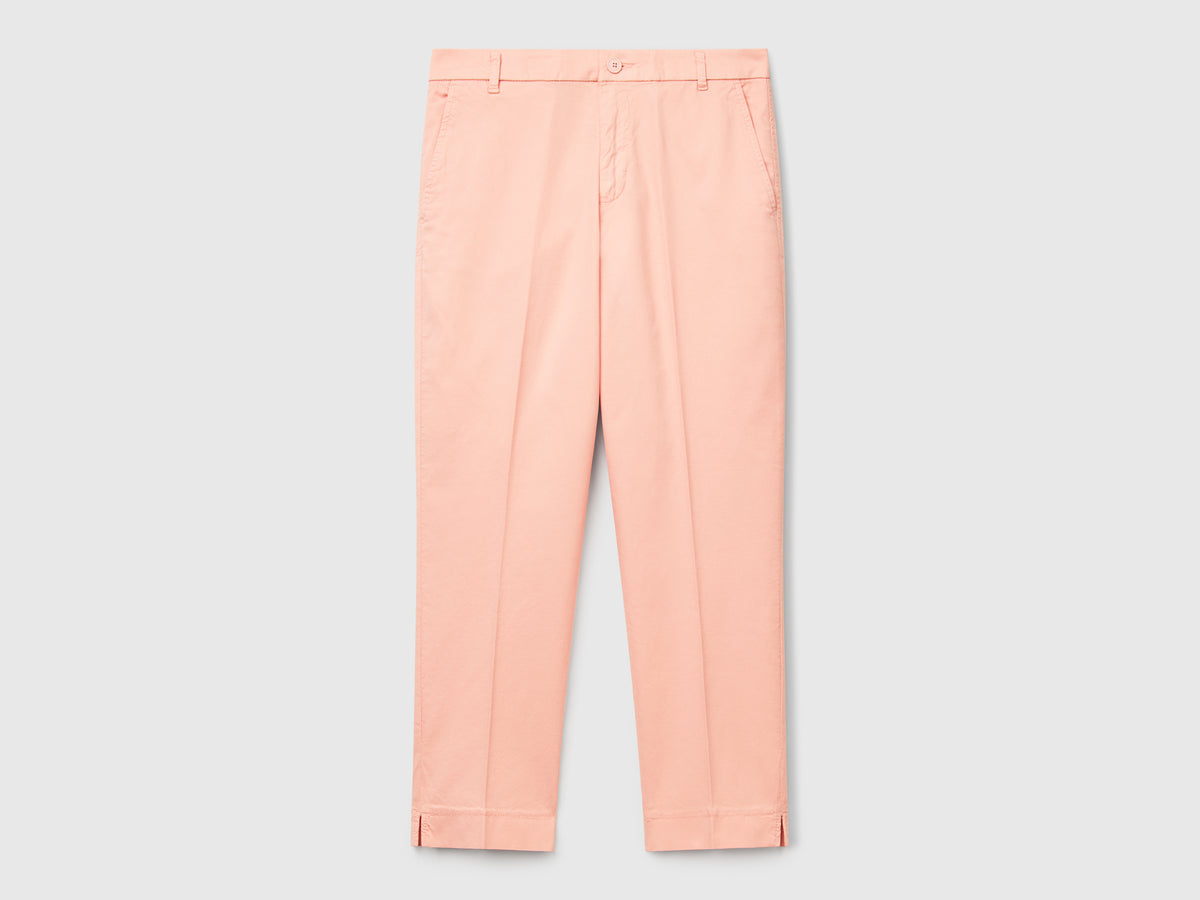Pantalones chinos cropped de algodón elástico