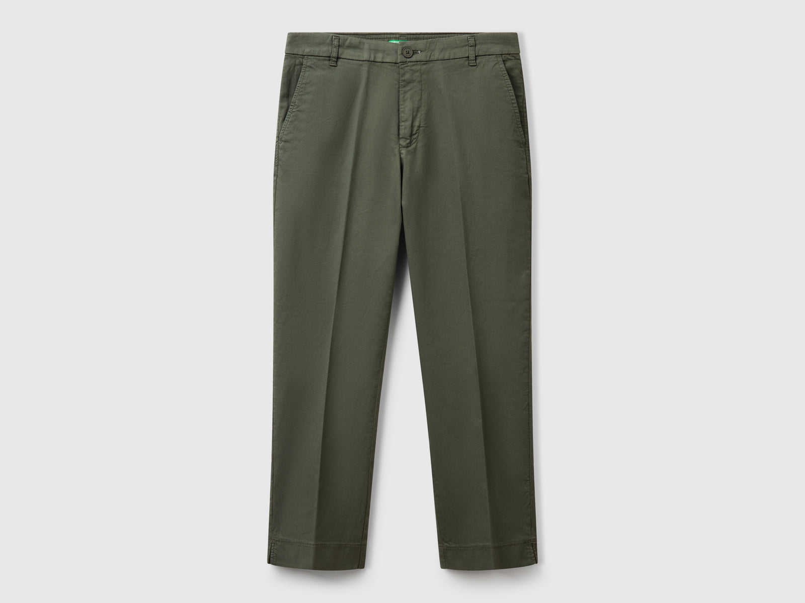 Chino cropped in cotone stretch da donna verde militare | Benetton Outlet