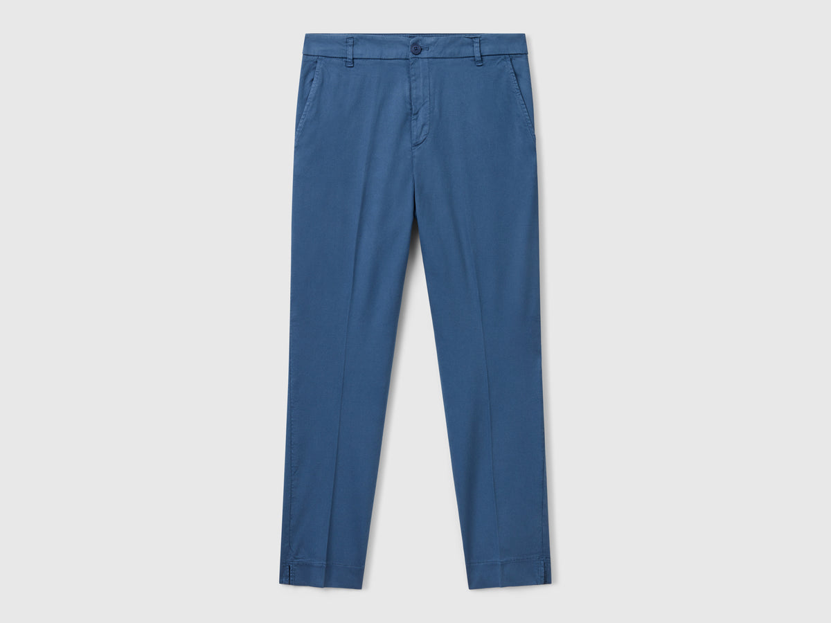 Pantalones chinos cropped de algodón elástico