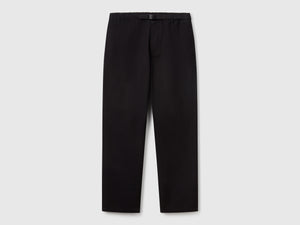 Pantaloni con gamba dritta