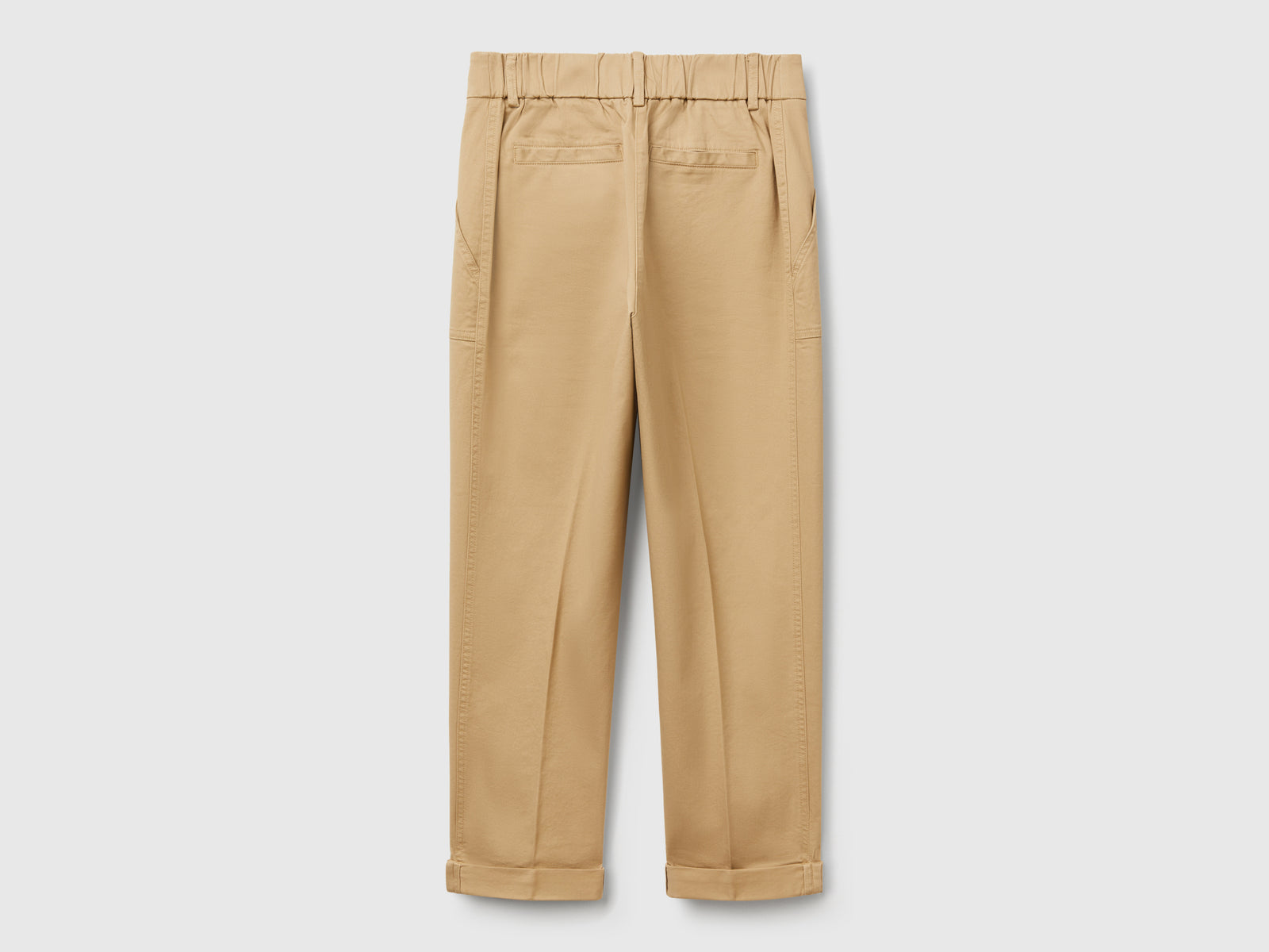 Pantaloni con risvolto in cotone stretch da donna beige 2 | Benetton Outlet