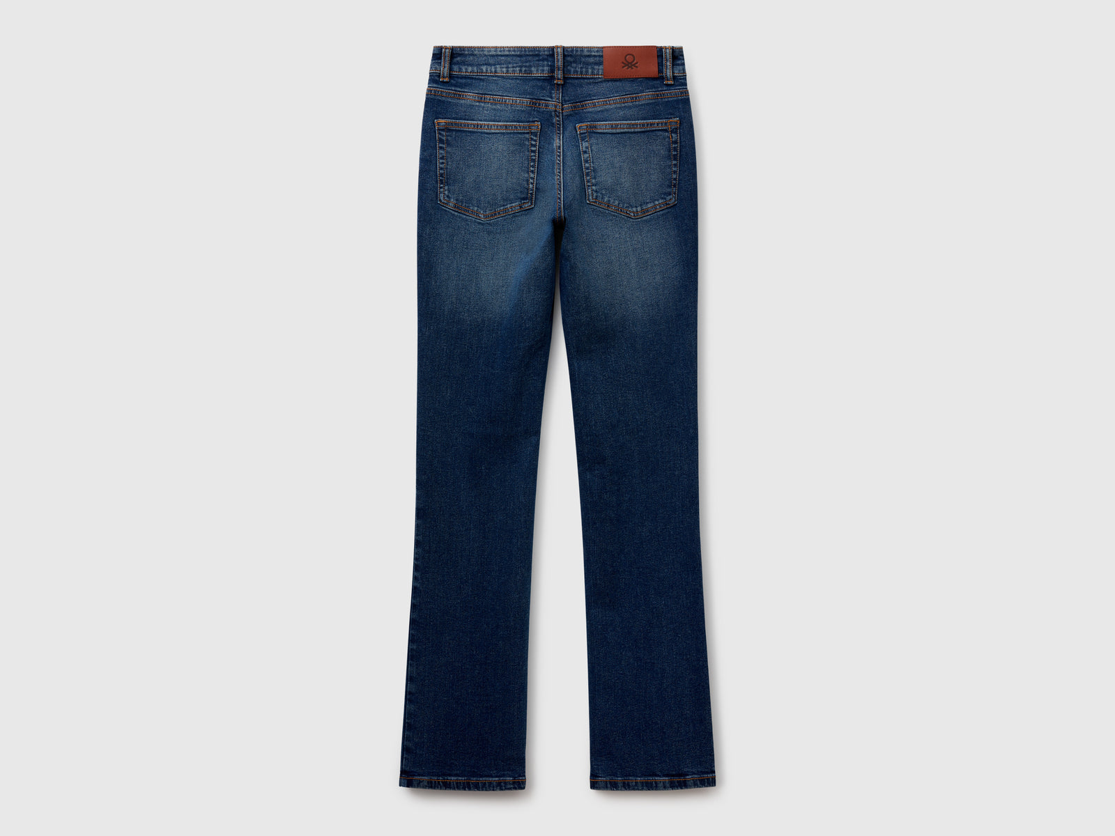 Jeans bootcut in misto cotone da donna blu 2 | Benetton Outlet