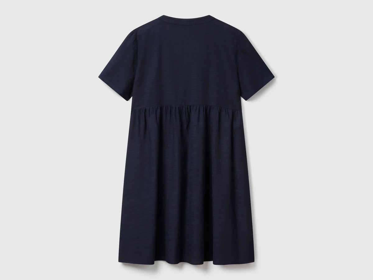 Vestito corto ampio
