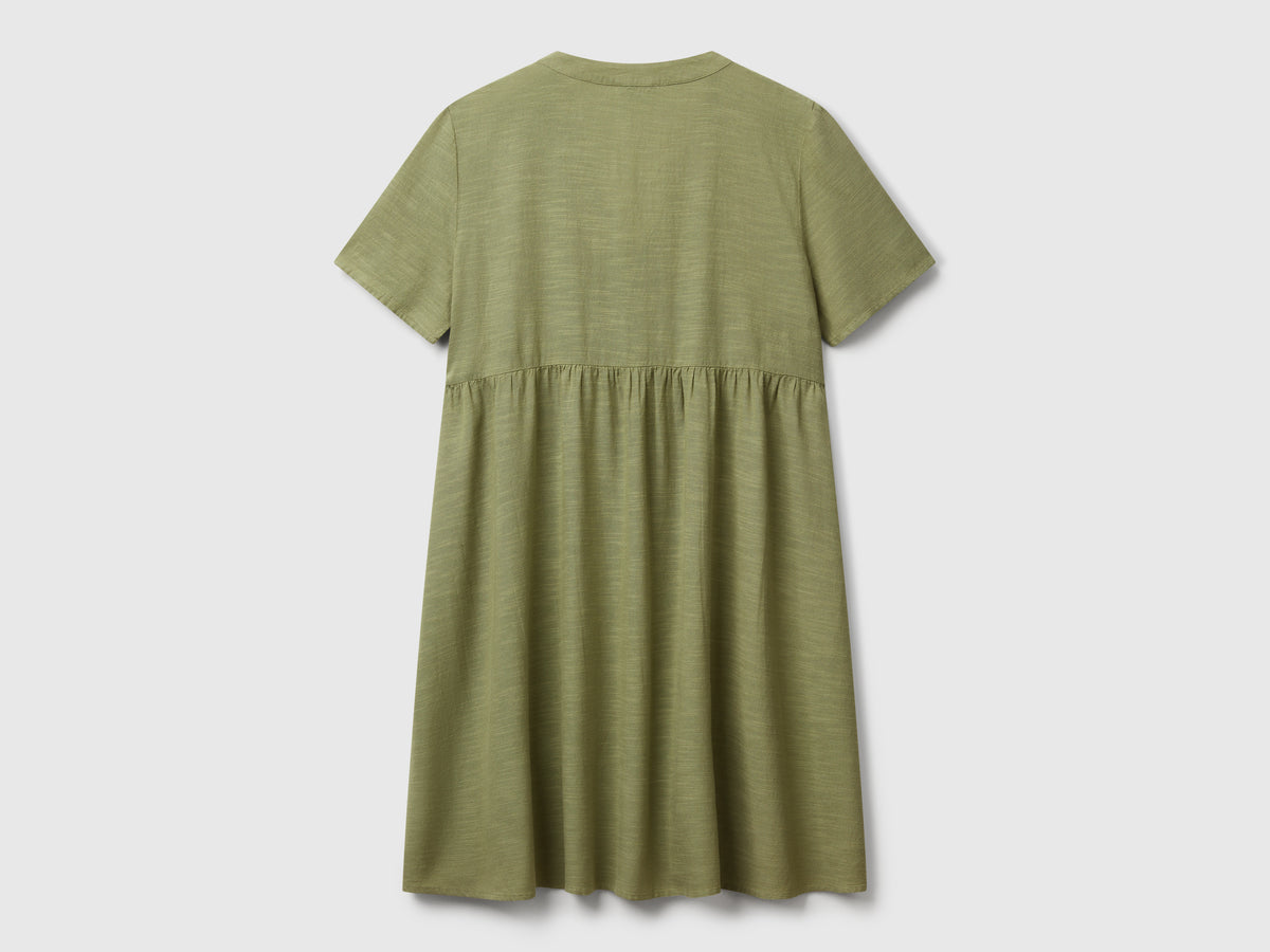 Vestito corto ampio