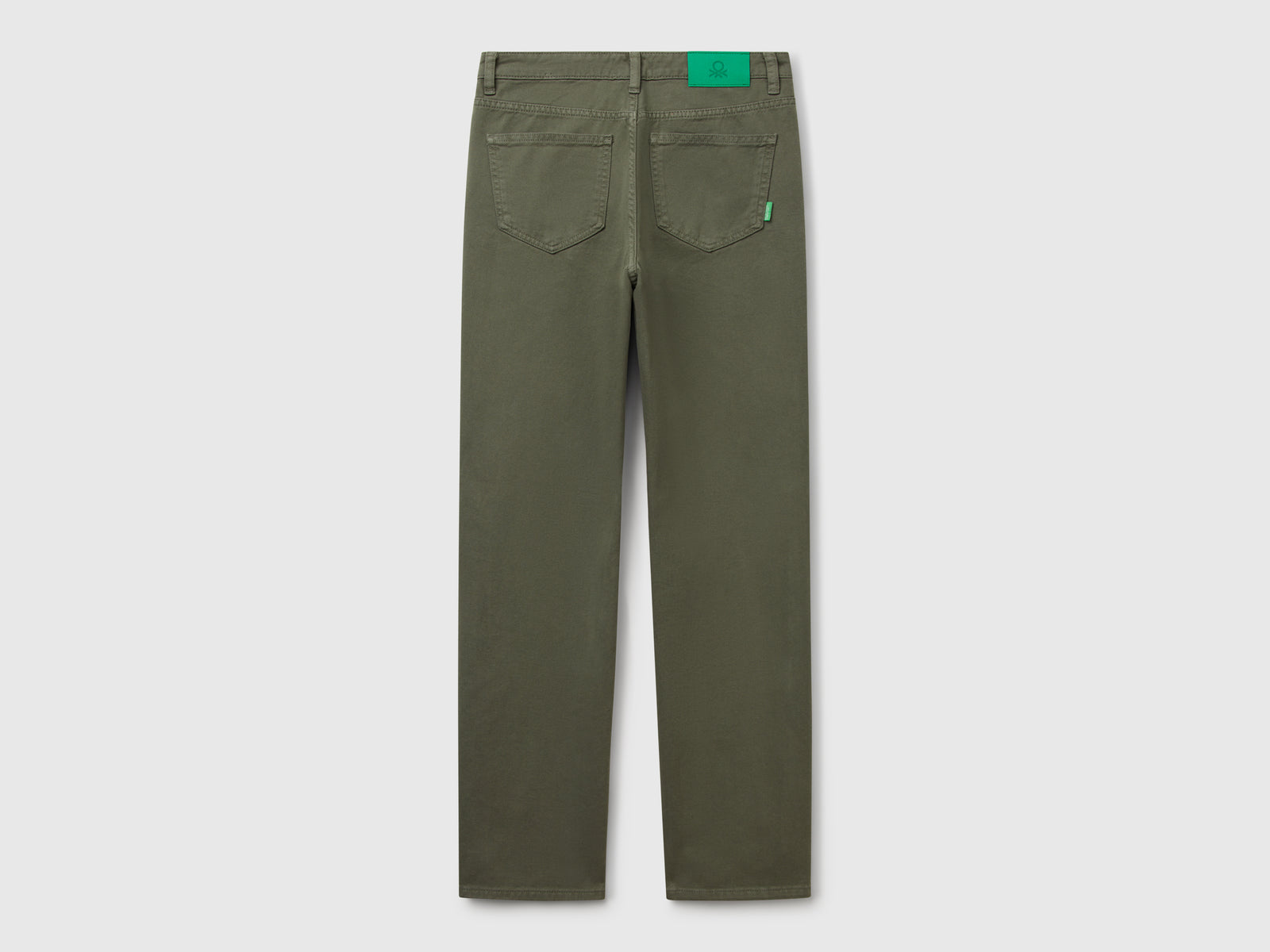 Jeans straight da donna verde militare 2 | Benetton Outlet