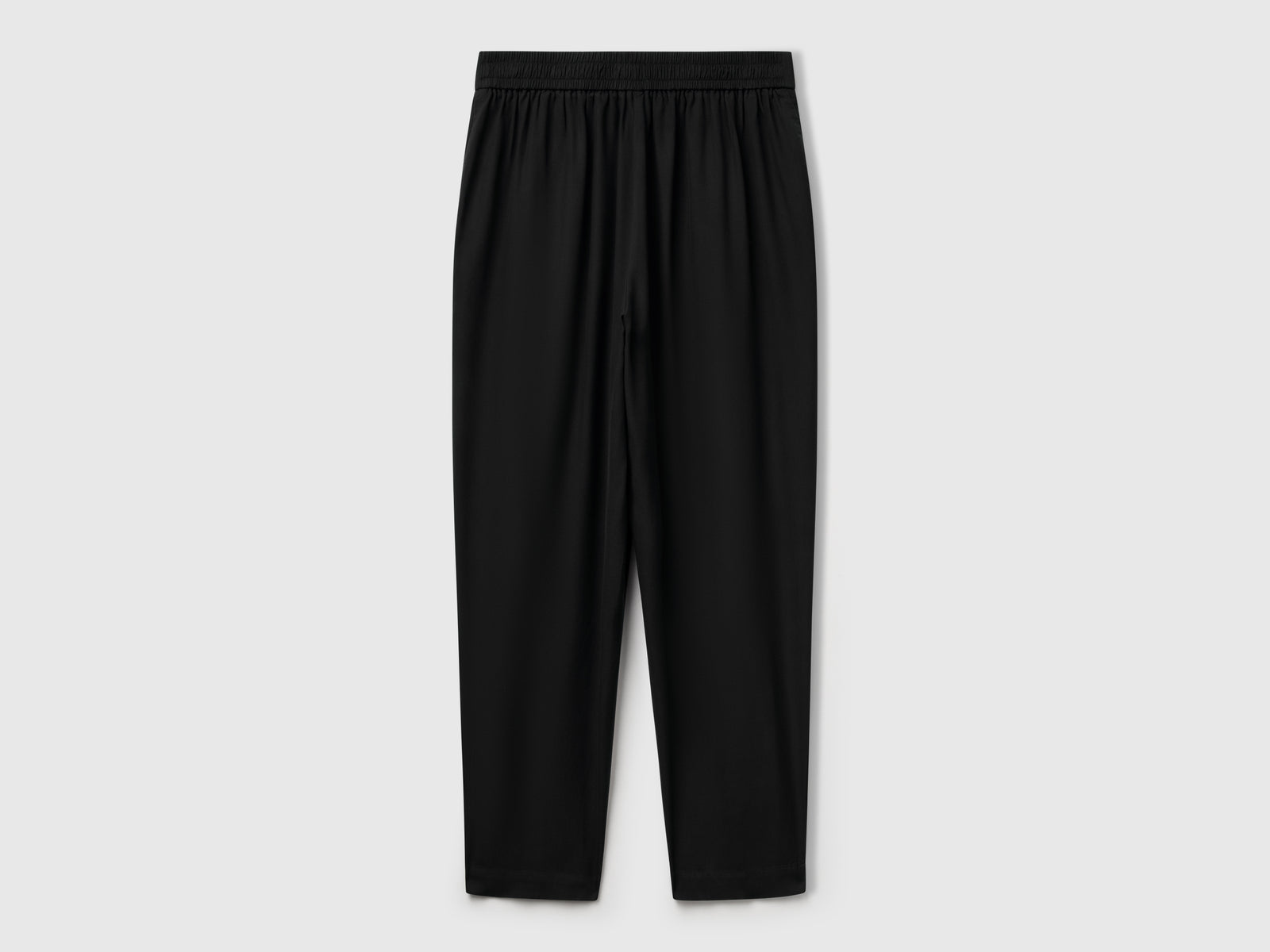 Pantaloni fluidi con pinces da donna nero 2 | Benetton Outlet