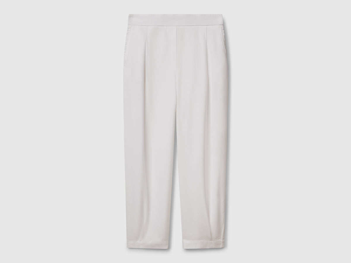 Pantaloni fluidi con pinces