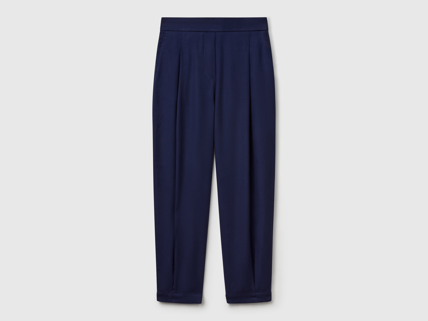 Pantaloni fluidi con pinces da donna blu scuro | Benetton Outlet