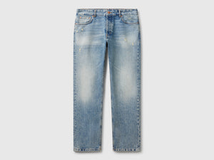 Jeans regular fit con rotture