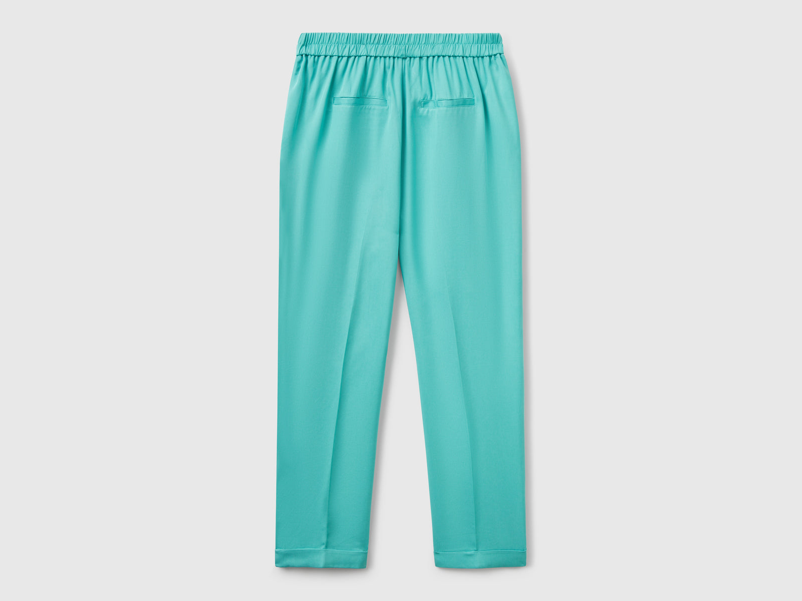 Pantaloni fluidi con risvolto da donna verde acqua 2 | Benetton Outlet
