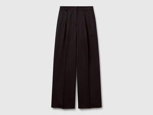 Pantaloni ampi fluidi