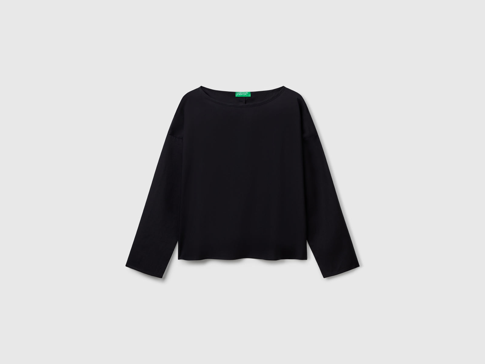 Blusa fluida da donna nero | Benetton Outlet