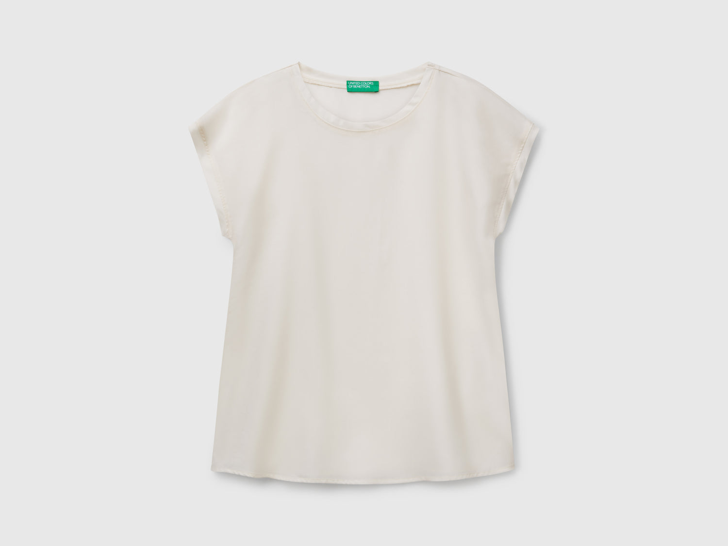 Blusa fluida da donna bianco panna | Benetton Outlet