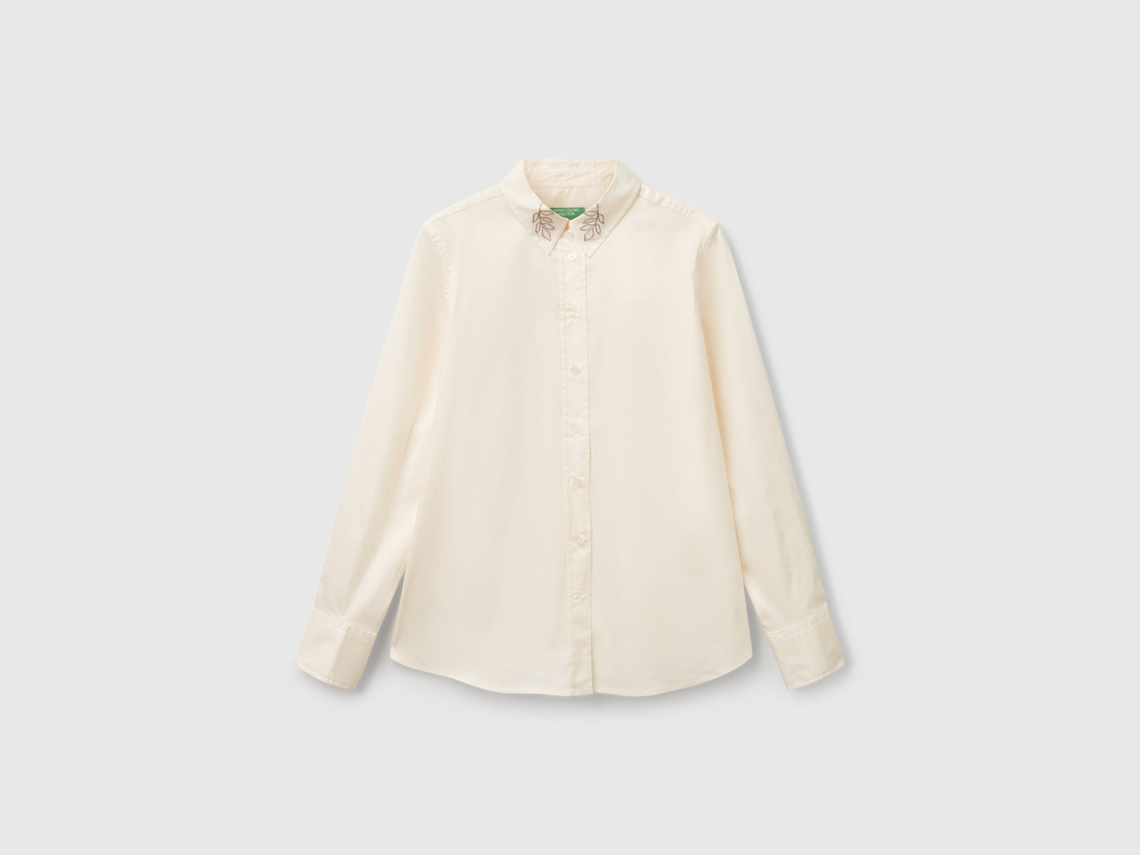 Camicia con colletto ricamato da donna bianco panna | Benetton Outlet