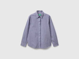 Vertical striped shirt