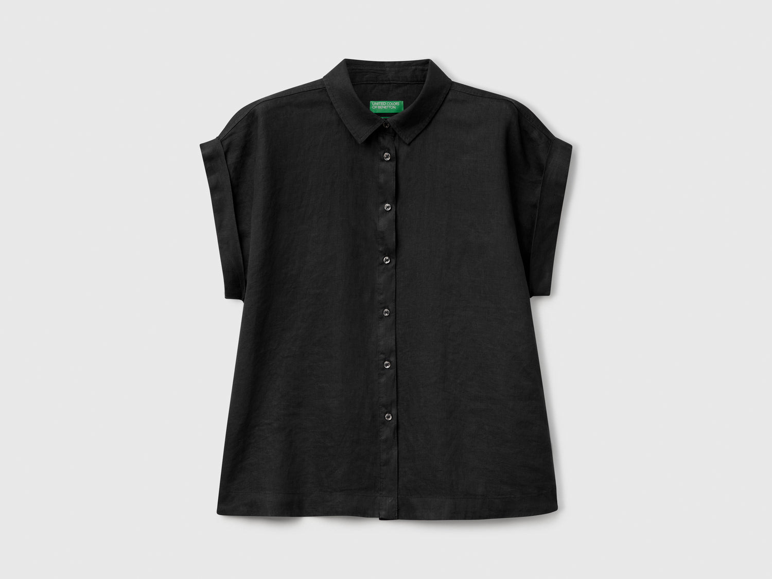 Camicia regular fit in puro lino da donna nero | Benetton Outlet