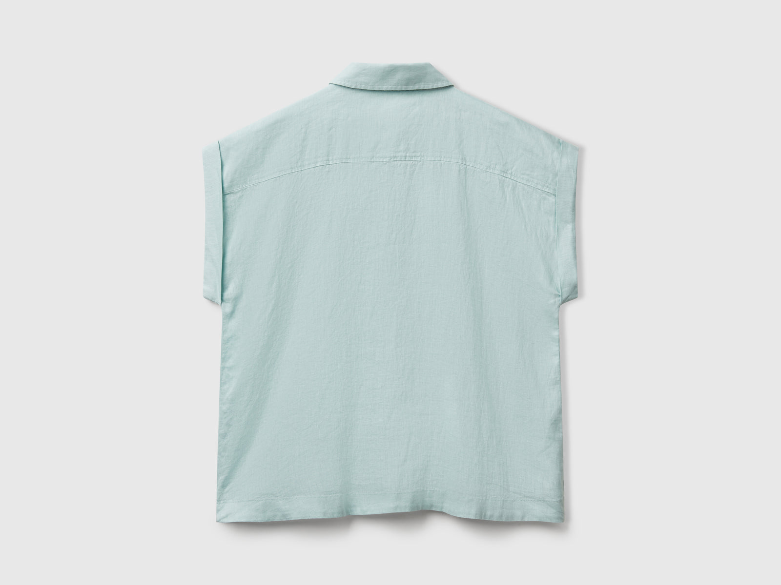 Camicia regular fit in puro lino da donna verde acqua 2 | Benetton Outlet