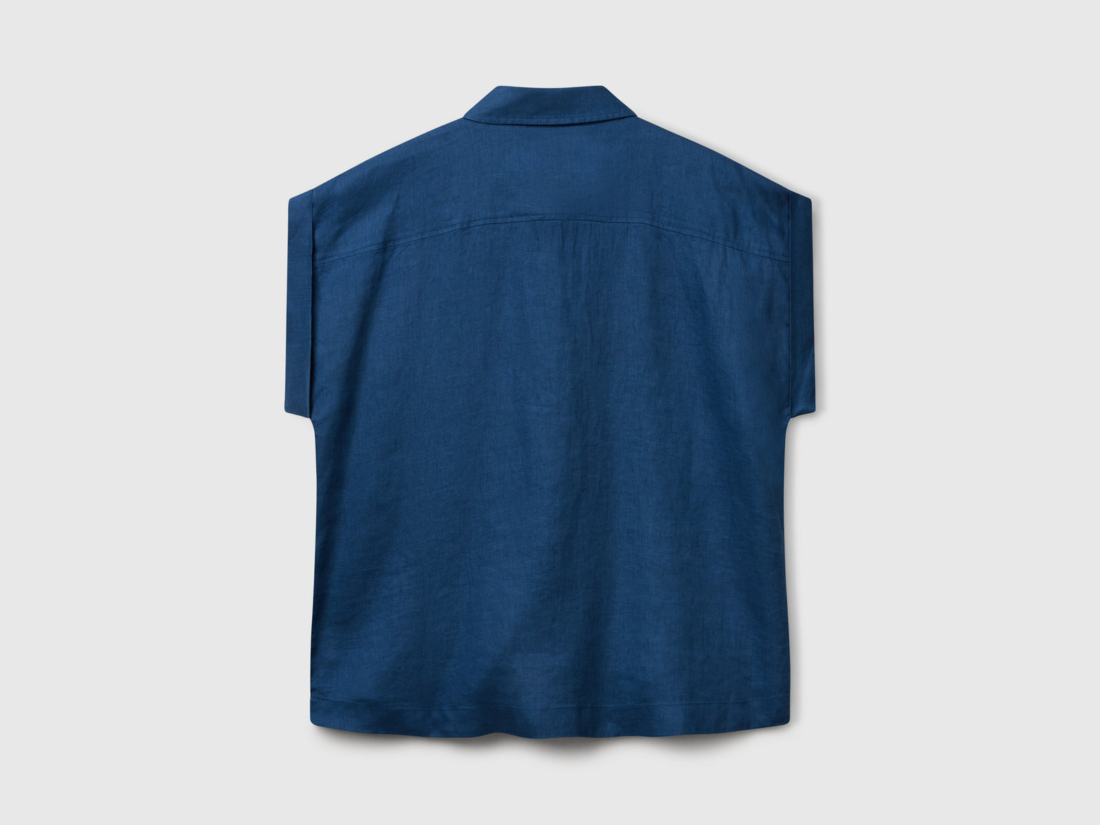 Camicia regular fit in puro lino da donna avio 2 | Benetton Outlet