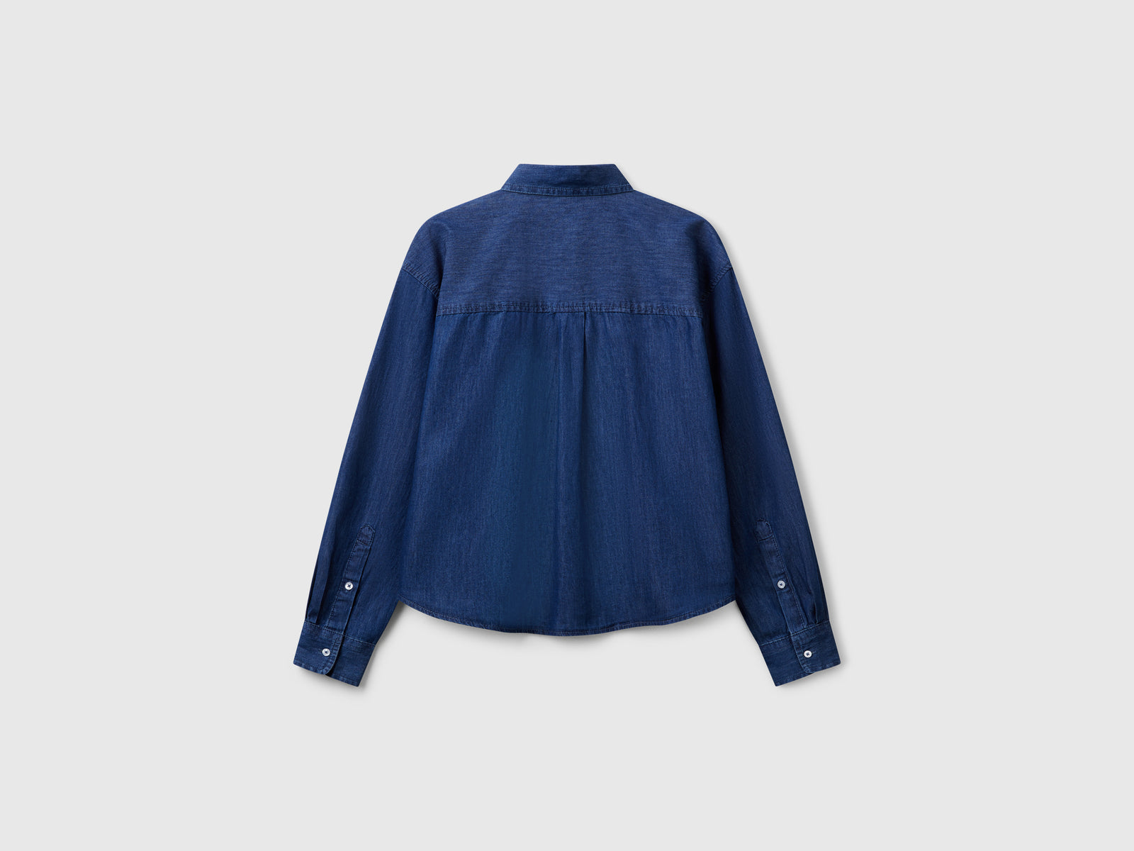 Camicia cropped in chambray da donna blu scuro 2 | Benetton Outlet