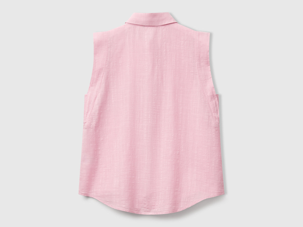 Camicia smanicata con nodo