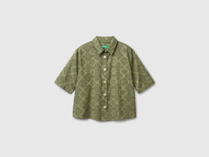 Patterned shirt in lightweight cotton