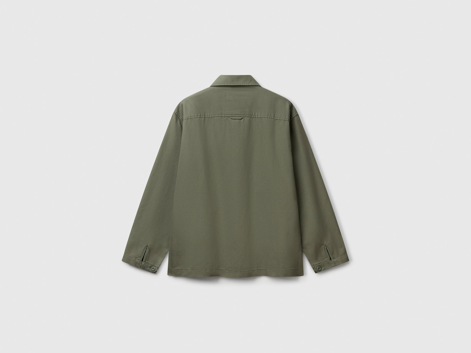 Overshirt in misto lino da uomo verde militare 2 | Benetton Outlet