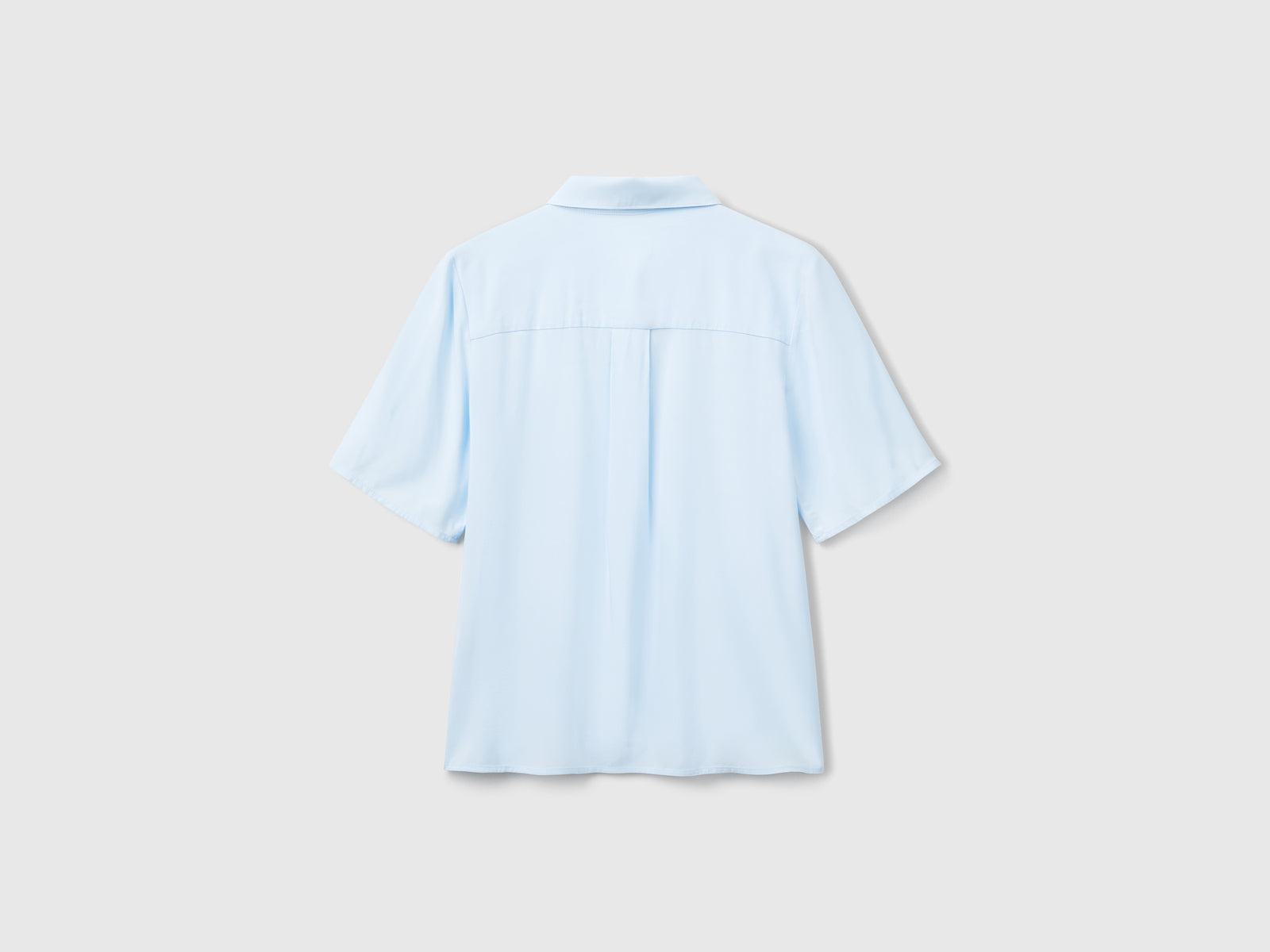 Camisa de viscosa con mangas 3/4 da donna celeste 2 | Benetton Outlet