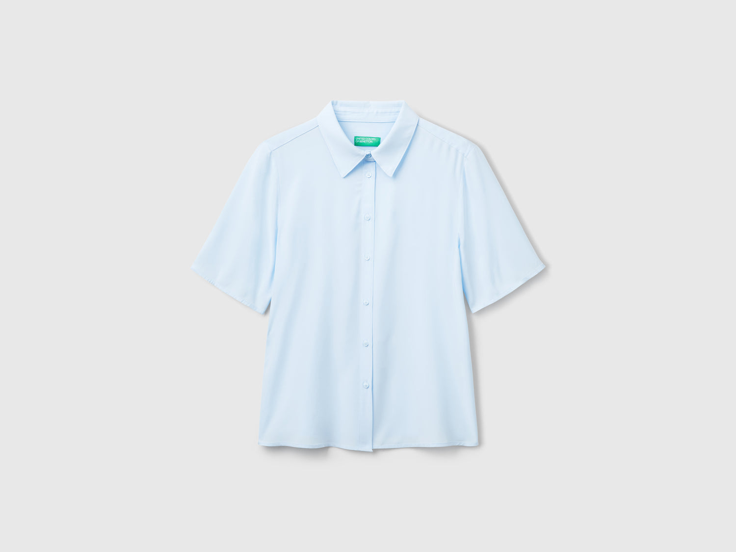 Camisa de viscosa con mangas 3/4 da donna celeste | Benetton Outlet