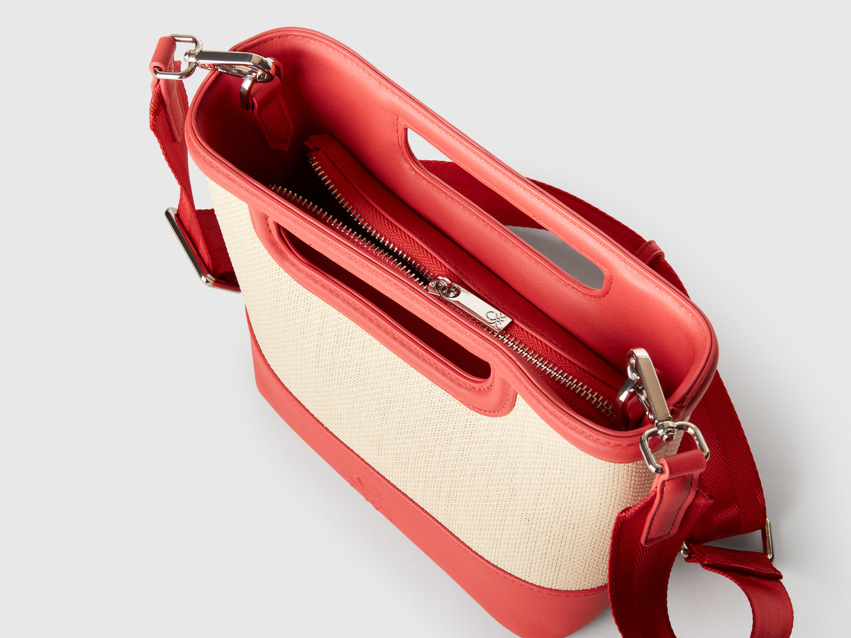 Tote bag media in rafia