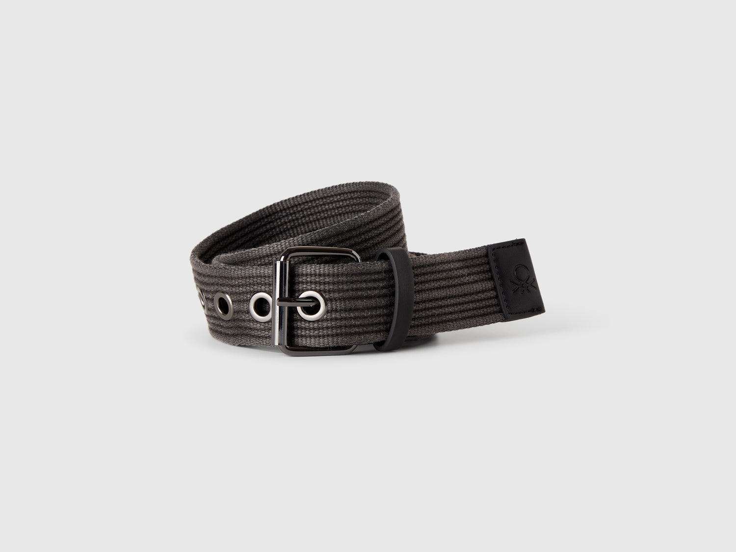 Cintura a righe con occhielli da uomo nero | Benetton Outlet