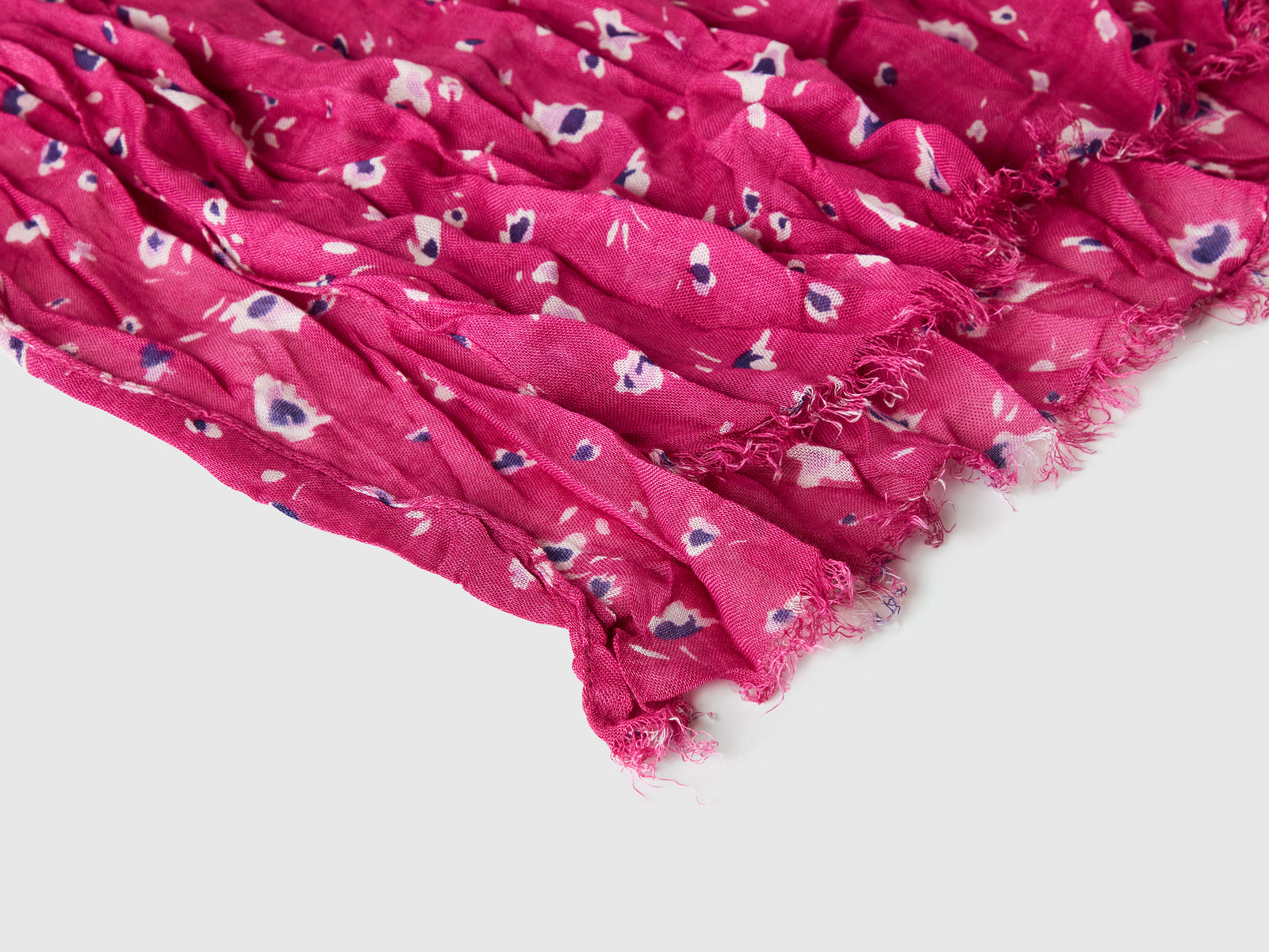 Sciarpa floreale in viscosa da donna fucsia 2 | Benetton Outlet