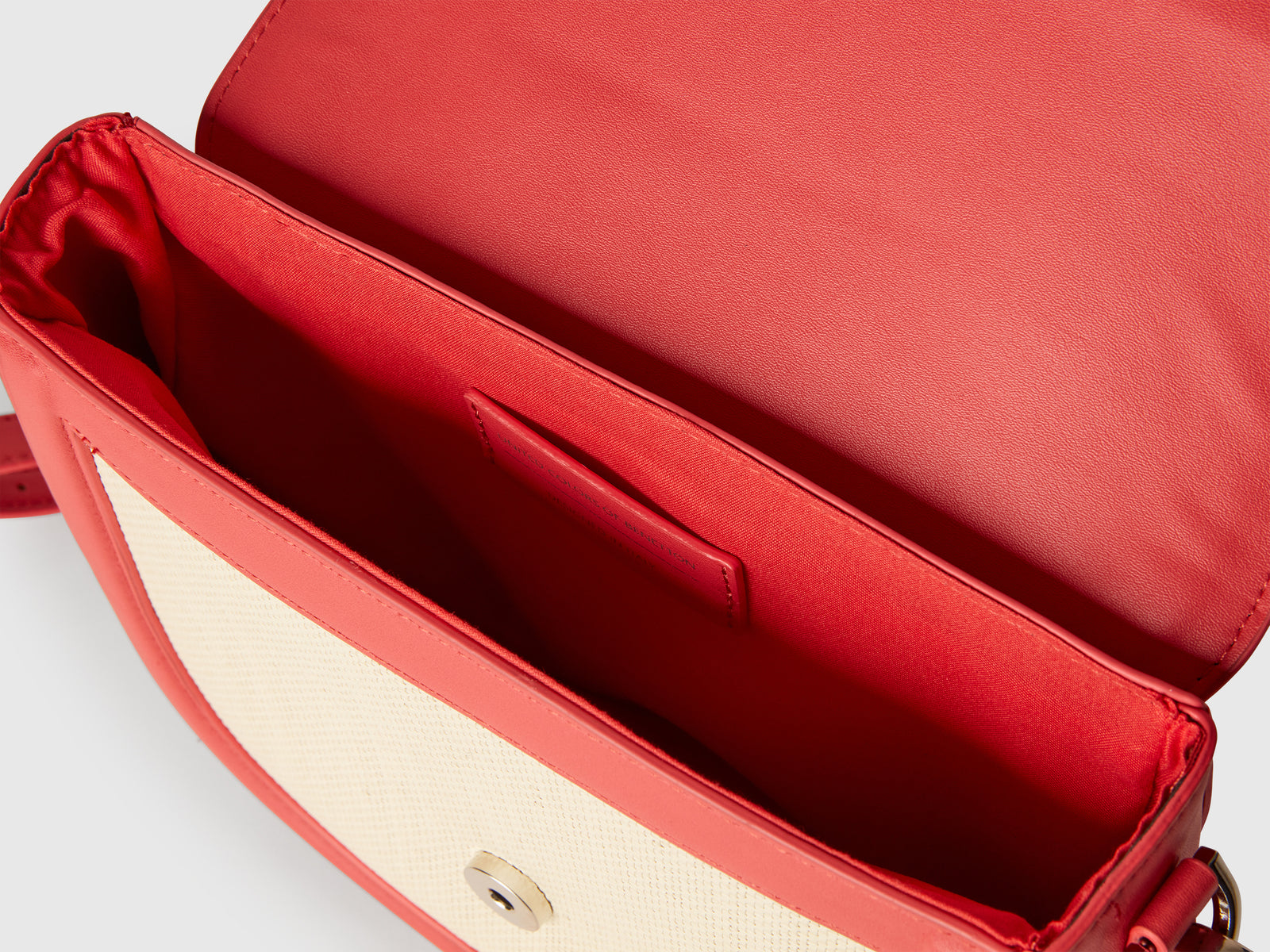 Borsa tracolla effetto rafia da donna rosso mattone 3 | Benetton Outlet